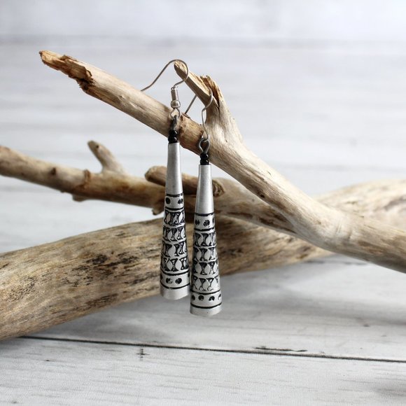 Handcrafted Women's Dangle Earrings Artisan Jewelry Stamped Silver Black - Picture 3 of 5